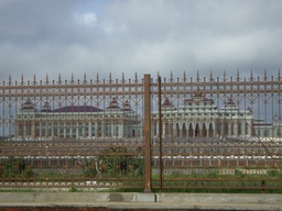 Fence (ခြံစည်းရိုး)