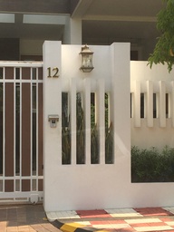 ဝန်းတံခါး